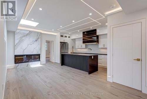 THE PALAZZO - 23 COULSON AVENUE , Toronto, Ontario M4V 1Y3 5