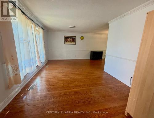 GROUND LEVEL - 24 AXSMITH CRESCENT , Toronto, Ontario M2J 3K3 2