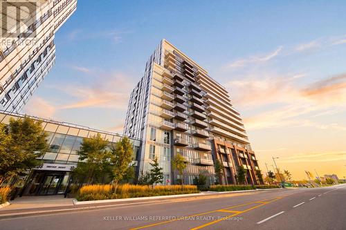 907 - 10 HONEYCRISP CRESCENT  Vaughan, ON L4K 0M7