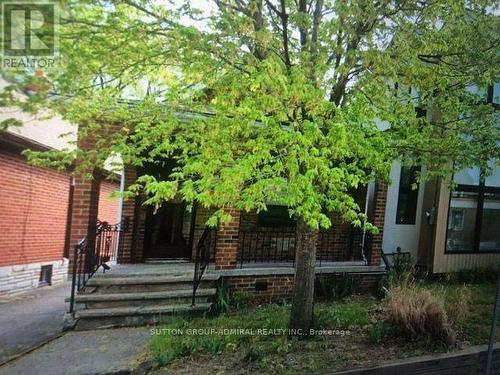 703 WILLARD AVENUE  Toronto, ON M6S 3S7