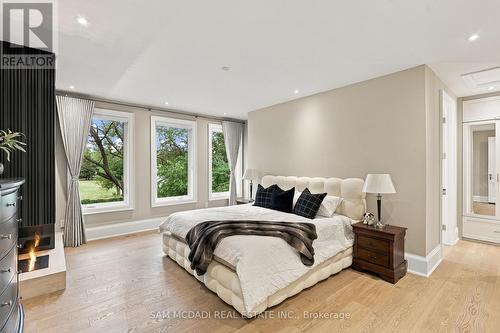 902 Parkland Avenue, Mississauga, ON 
