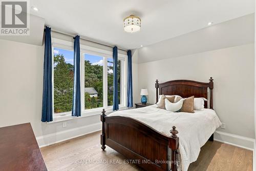 902 Parkland Avenue, Mississauga, ON 