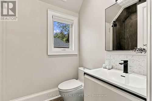 902 Parkland Avenue, Mississauga, ON 