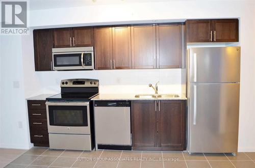 714 - 830 LAWRENCE AVENUE W , Toronto, Ontario M6A 1C3 4