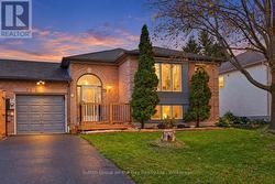 77 FERNBROOK DRIVE Wasaga Beach, ON L9Z 1G5