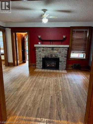 255 MAIN Street , Cambridge, Ontario N1R 1X2 4