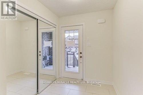 35 SHERWAY STREET , Hamilton, Ontario L8J 0J4 2