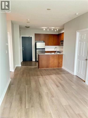 3504 HURONTARIO Street Unit# 506 , Mississauga, Ontario L5B 0B9 3