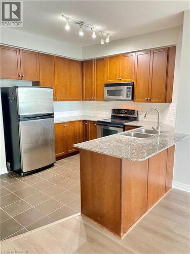 3504 HURONTARIO Street Unit# 506 , Mississauga, Ontario L5B 0B9 4