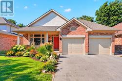 13 TIMBER LANE  St. Catharines (Lakeport), ON L2N 7R7