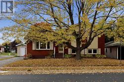 88 Chambers AVE Sault Ste. Marie, ON P6A 4V3
