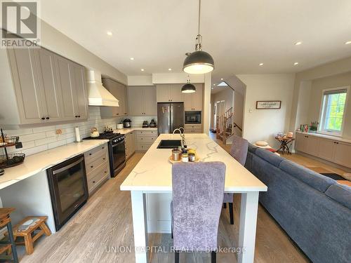 47 GORD MATTHEWS WAY , Uxbridge, Ontario L9P 0E9 5