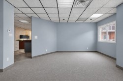 Interior - 