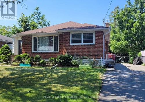 39 SMITH CRESCENT , Belleville (Belleville Ward), Ontario K8N 4K3 1