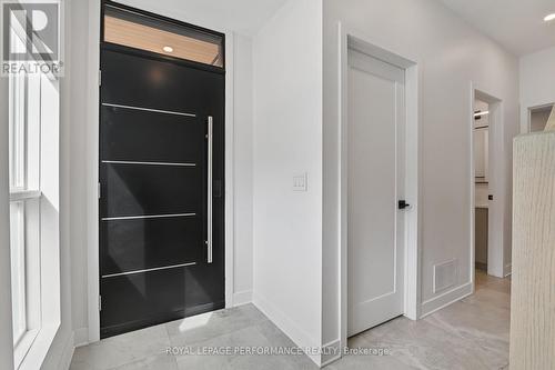 65 PARENT AVENUE , Ottawa, Ontario K1N 0E6 2