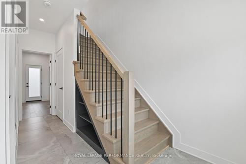 65 PARENT AVENUE , Ottawa, Ontario K1N 0E6 4