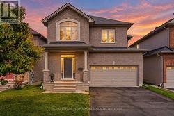 207 DAVE SMITH CRESCENT  Ottawa, ON K4M 0B7