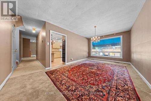 2000 Norway Crescent, Ottawa, ON 