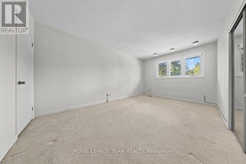 2000 Norway Crescent, Ottawa, ON 