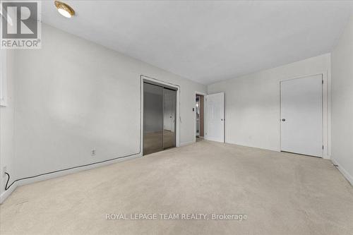 2000 Norway Crescent, Ottawa, ON 