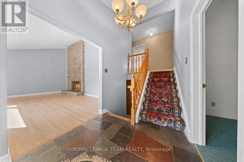 2000 Norway Crescent, Ottawa, ON 