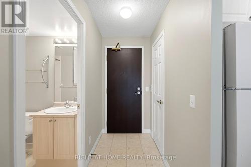 701 - 51 LOWER SIMCOE STREET , Toronto, Ontario M5J 3A2 2