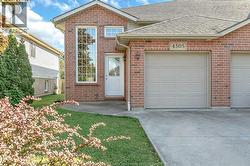 4505 TUMBLEWEED Windsor, ON N9G 3C2