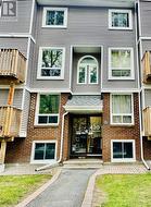 8 - 420 FENERTY COURT  Ottawa, ON K2L 3A9