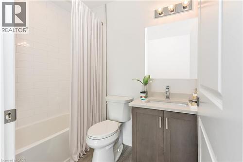 180 NORTHUMBERLAND Street Unit# 304 , Ayr, Ontario N0B 1E0 3