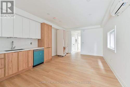 MAIN - 228 EMERSON AVE AVENUE , Toronto, Ontario M6H 3T6 3