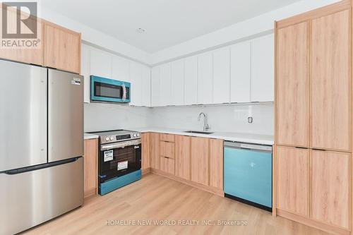 MAIN - 228 EMERSON AVE AVENUE , Toronto, Ontario M6H 3T6 4
