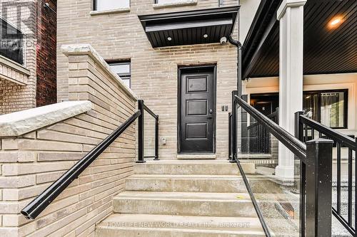 SECOND - 228 EMERSON AVE AVENUE , Toronto, Ontario M6H 3T6 2