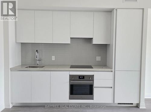 901 - 4015 THE EXCHANGE , Mississauga, Ontario L5B 0N9 2