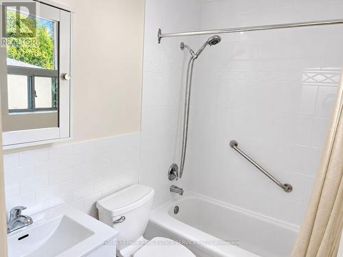 284 GLENFOREST ROAD , Toronto, Ontario M4N 2A4 2