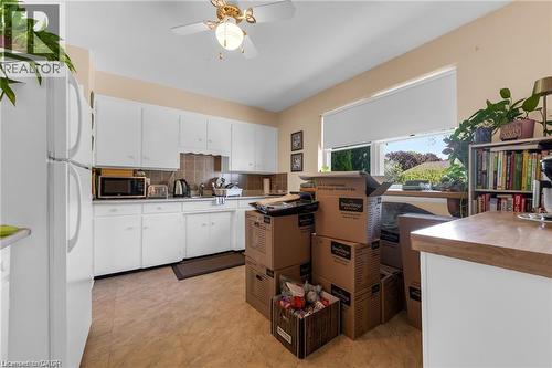 236 PINE COVE Road , Burlington, Ontario L7N 1W2 5