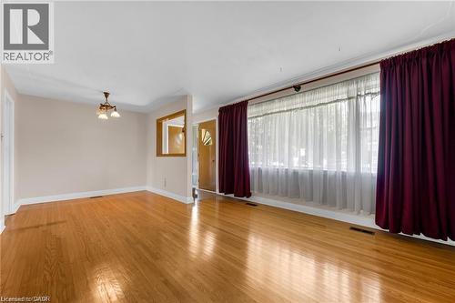234 PINE COVE Road , Burlington, Ontario L7N 1W2 3