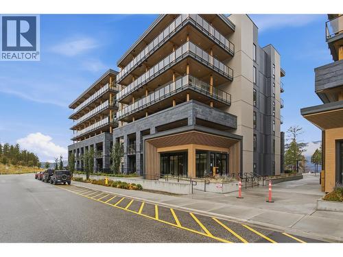9652 Benchland Drive Unit# 404  Lake Country, BC V4V 0A4