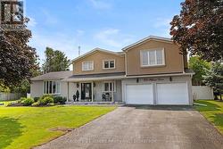 214 HILLVIEW DRIVE Peterborough (Northcrest Ward 5), ON K9K 2N2