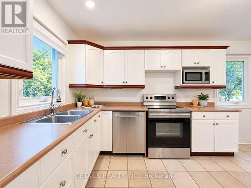 Kitchen - 3021 Richmond Road, Ottawa, ON 