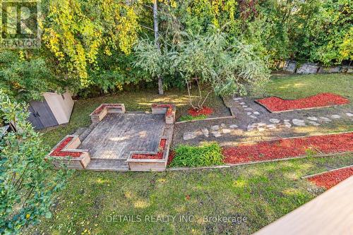 Overlook the beautiful backyar from balcony - 3021 Richmond Road, Ottawa, ON 