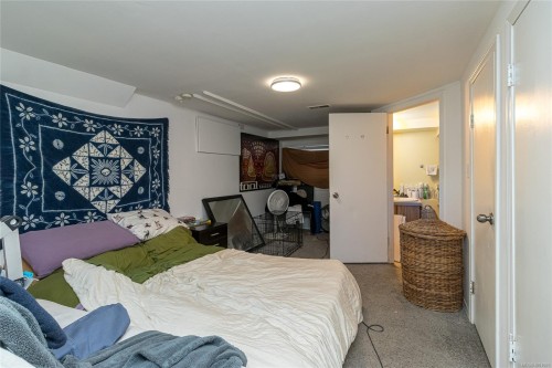 1161 Newport Ave, Oak Bay, BC 