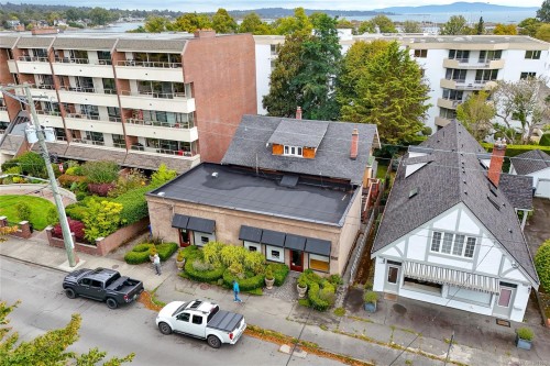 1161 Newport Ave, Oak Bay, BC 