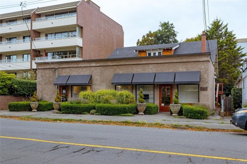1161 Newport Ave, Oak Bay, BC 