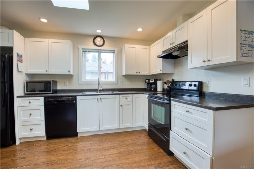 543 Bradley St, Nanaimo, BC 