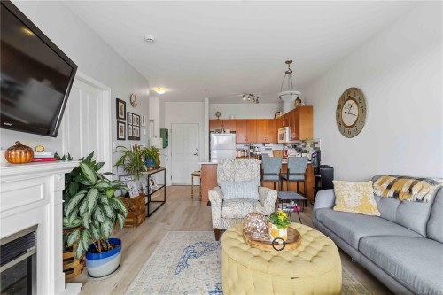 #308-1959 Polo Park Crt, Central Saanich, BC 