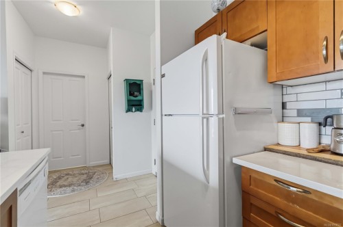 #308-1959 Polo Park Crt, Central Saanich, BC 