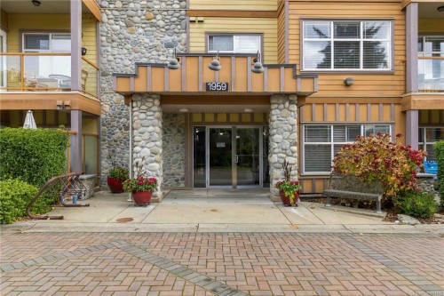 #308-1959 Polo Park Crt, Central Saanich, BC 