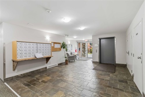 #308-1959 Polo Park Crt, Central Saanich, BC 
