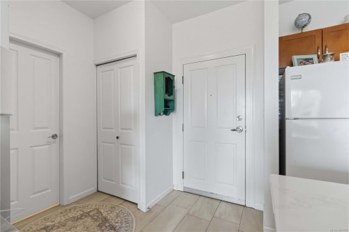 #308-1959 Polo Park Crt, Central Saanich, BC 