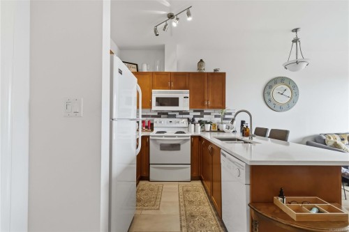 #308-1959 Polo Park Crt, Central Saanich, BC 